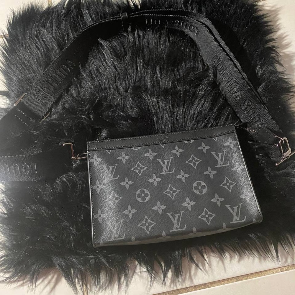 Louis Vuitton Black Monogram Bag
